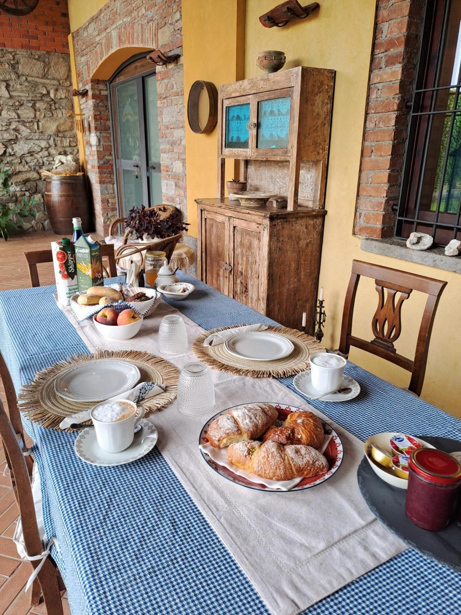 B&B Al Castello Casale Litta Εξωτερικό φωτογραφία