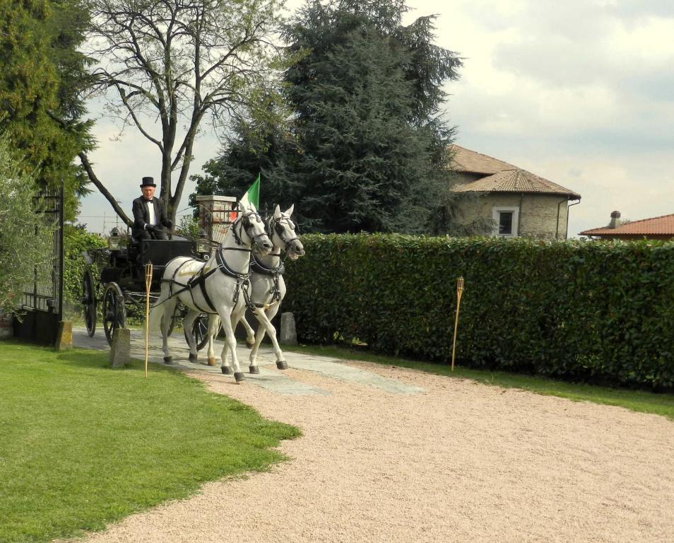 B&B Al Castello Casale Litta Εξωτερικό φωτογραφία