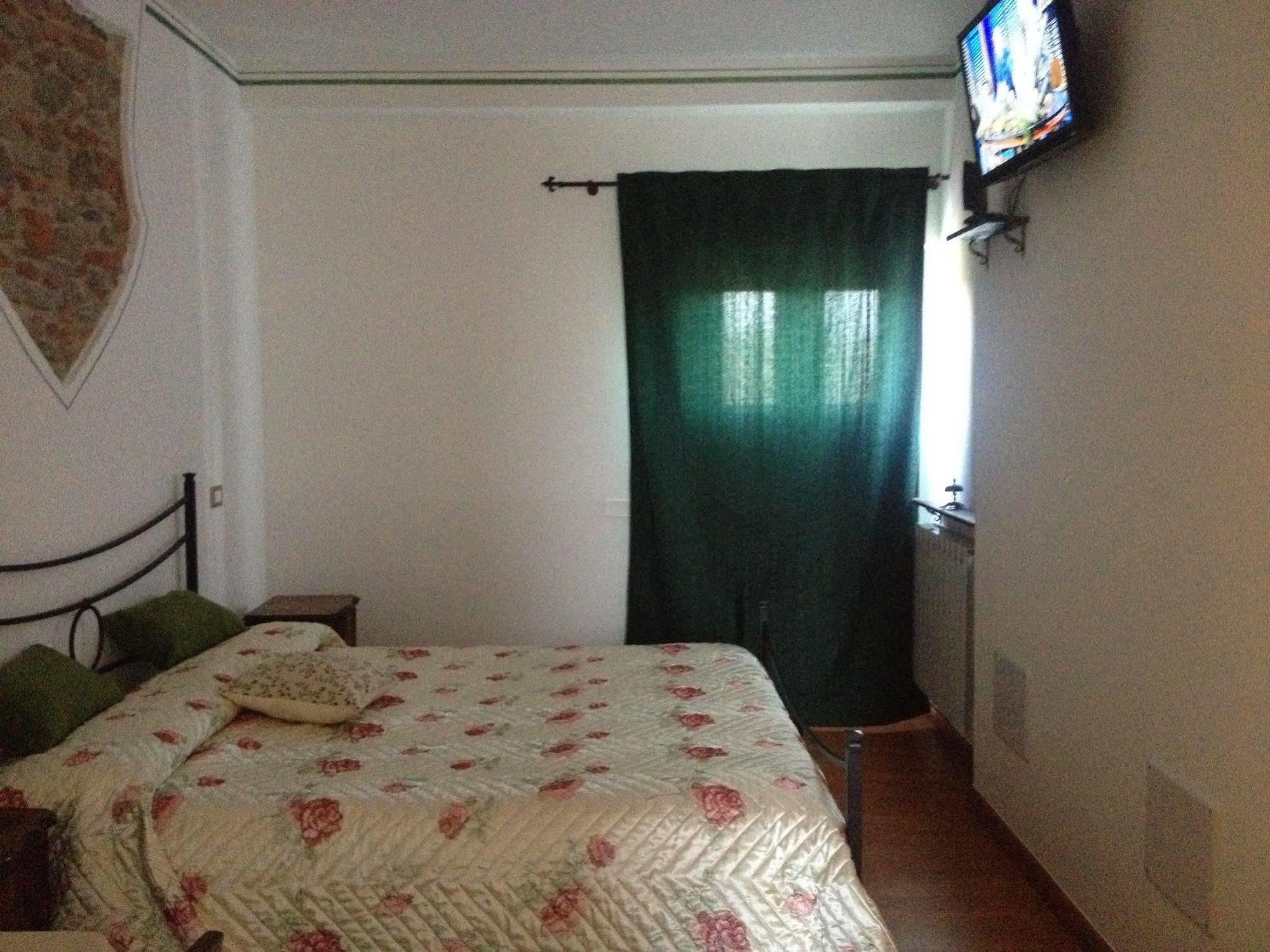 B&B Al Castello Casale Litta Εξωτερικό φωτογραφία